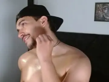 Chaturbate Adult Video Chat of ian_davis
