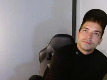 Chaturbate Free Live Porn of ian_davis