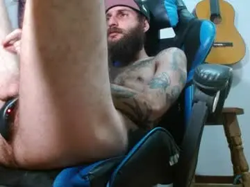 Chaturbate Free Live Porn of jammes_owen