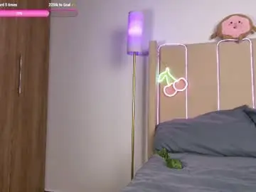 Chaturbate Free Porn Cam of ginacali