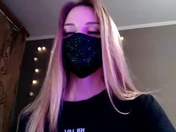 Chaturbate Live Sex Cam of iris_lave
