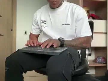 Chaturbate Free Live Porn of jordandenis17
