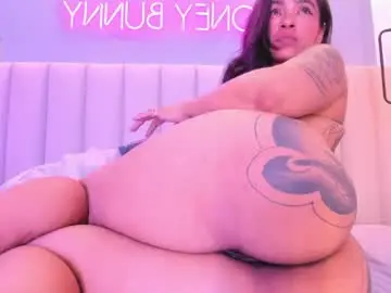 Chaturbate Nude Webcam of leamonroe__