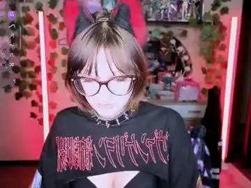 Chaturbate Nude Webcam of lily_arden