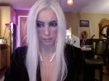 Chaturbate Adult Video Chat of danikawhite69