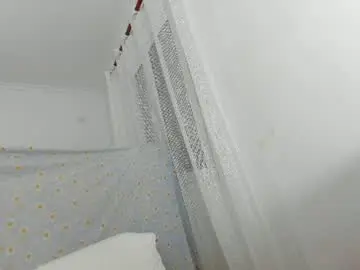 Chaturbate Live Sex Cam of ehotlovea