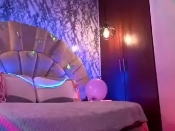 Chaturbate Live Porn of emmamiller__