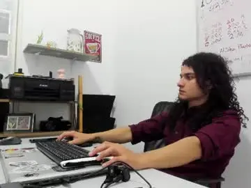 Chaturbate Free Porn Cam of lightning_leo