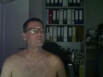 Chaturbate Adult Webcams of macfly67