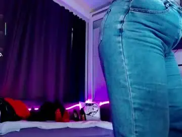 Chaturbate Adult Webcam of anna_maxwell