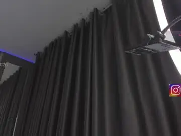 Chaturbate Live Sex Cam of aprilpalmers