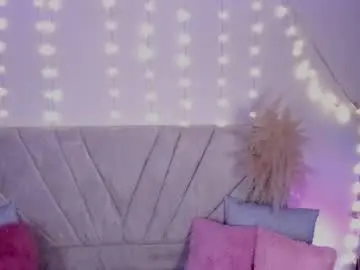 Chaturbate Live Porn of chaarlotte_1