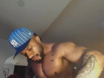 Chaturbate Live Sex Cam of clark_strong