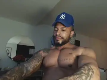 Chaturbate Live Sex Cam of clark_strong