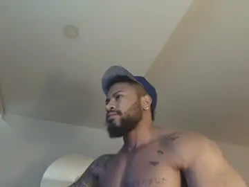 Chaturbate Live Sex Cam of clark_strong