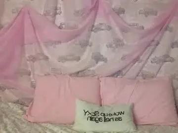 Chaturbate Live Sex Cam of fiamoor