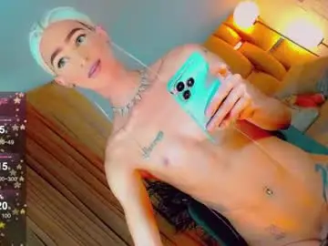 Chaturbate Live Sex Cam of isabellagirs