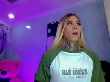 Chaturbate Live Porn of julia_bulette1
