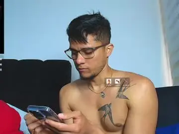 Chaturbate Sex Cam of roy_barney