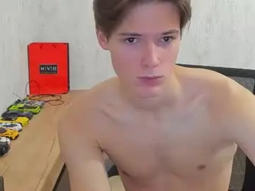 Chaturbate Live Porn of timytwinkboy