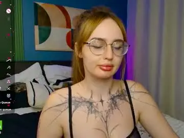 Chaturbate Adult Video Chat of arcticivy