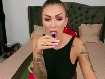 Chaturbate Live Porn of golddivine00