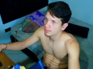 Chaturbate Watch Live Sex Cams of kevinkewma