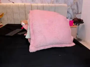 Chaturbate Private Sex Chat of kiana_cream
