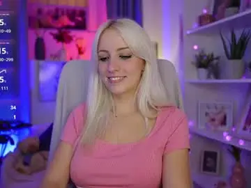 Chaturbate Adult Webcam of lucy_cutie_