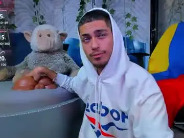 Chaturbate Free Live Porn of itszairen