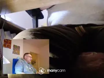 Chaturbate Live Sex Cam of mrduplo1975