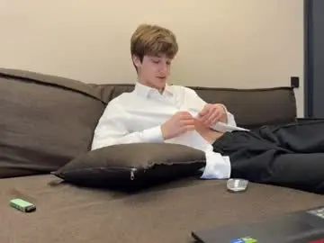 Chaturbate Live Porn of panda_b0y