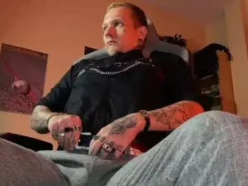 Chaturbate Live Sex Cam of paul_razor