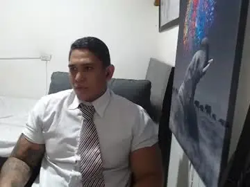 Chaturbate Watch Live Sex Cams of coltonmassif_