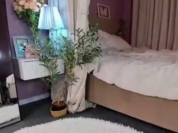Chaturbate Sex Cam of dearly_emily