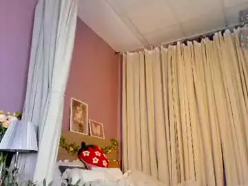 Chaturbate Adult Video Chat of dearly_emily
