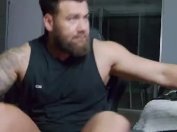 Chaturbate Live Sex Cam of enrikoblue