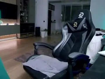 Chaturbate Sex Cam of enrikoblue