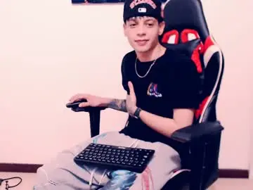 Chaturbate Best live sex cam show of indomitablebeast