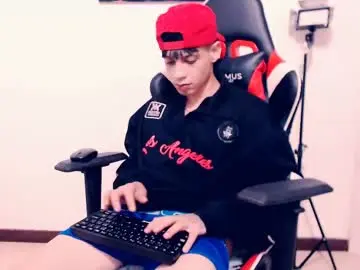 Chaturbate Live Sex Cam of indomitablebeast