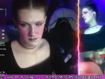 Chaturbate Sex Cam of spicykendra