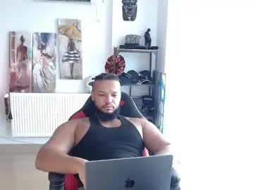 Chaturbate Live Porn of 0_kingsley