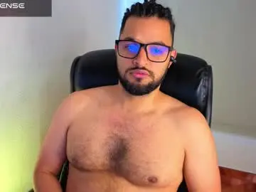 Chaturbate Sex Cam of ernesto_rodriguez_82