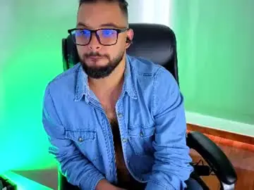Chaturbate Live Porn of ernesto_rodriguez_82