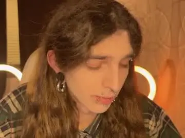 Chaturbate Best live sex cam show of kriisp