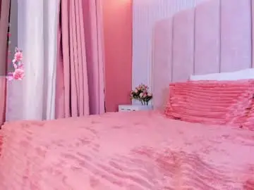 Chaturbate Adult Webcams of naira_velvett