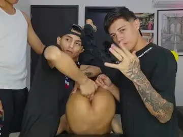 Chaturbate Free Porn Cam of voyeurism_guys