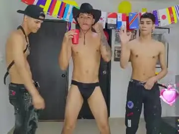 Chaturbate Live Sex of voyeurism_guys