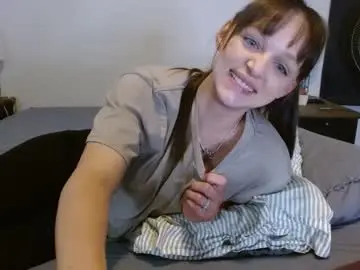 Chaturbate Free Porn Cam of hi_cut_cutie