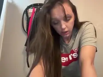 Chaturbate Live Sex Cam of hi_cut_cutie